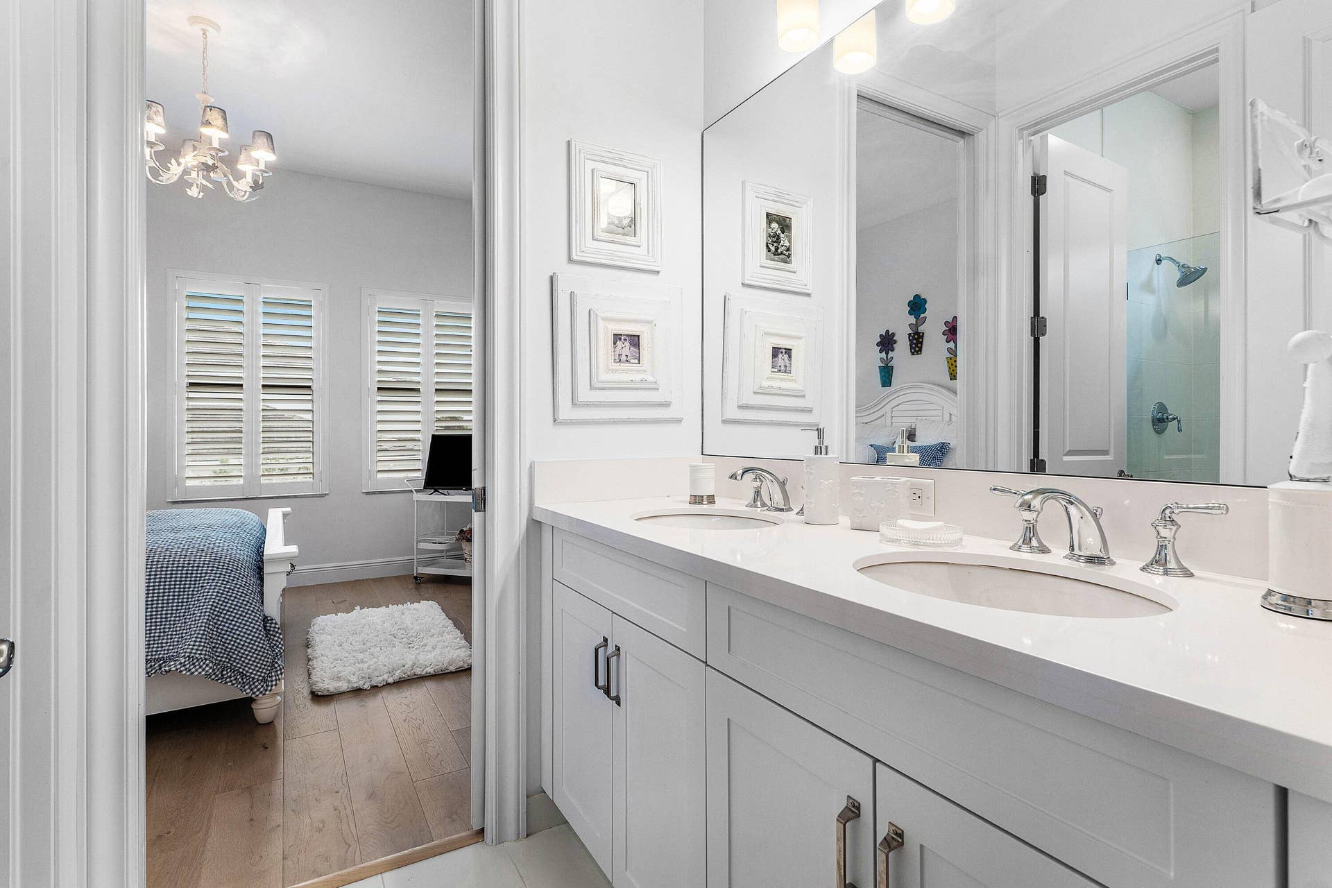 2531 NW 75th Street, Boca Raton, FL 33496 Jack & Jill Bath for Beds 4 & 5