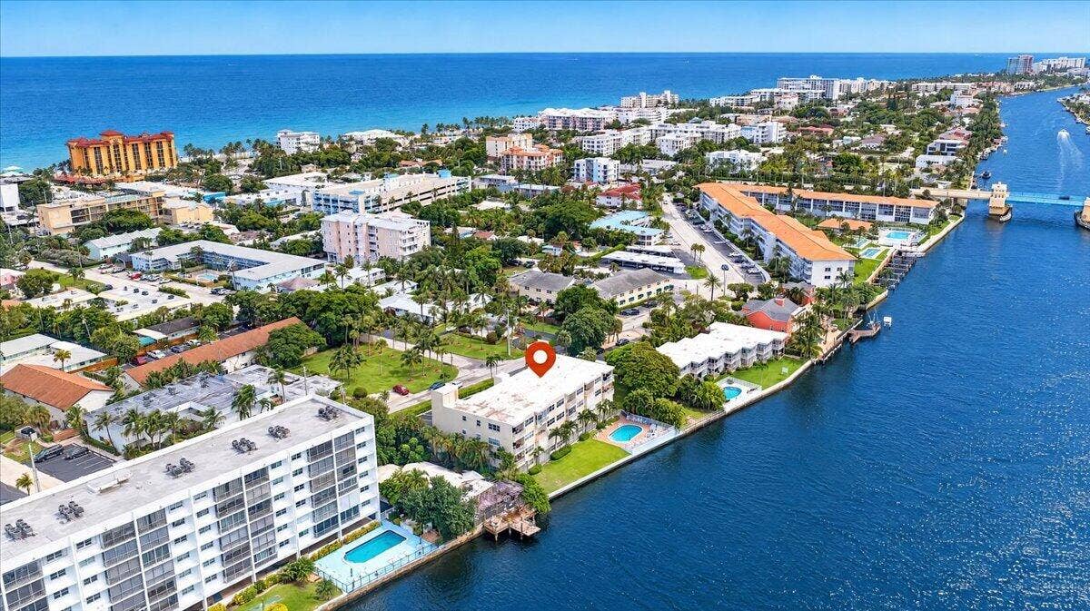 333 NE 19TH Avenue, #203, Deerfield Beach, FL 33441 29-DJI_20261008032533_0780_D_batchlook