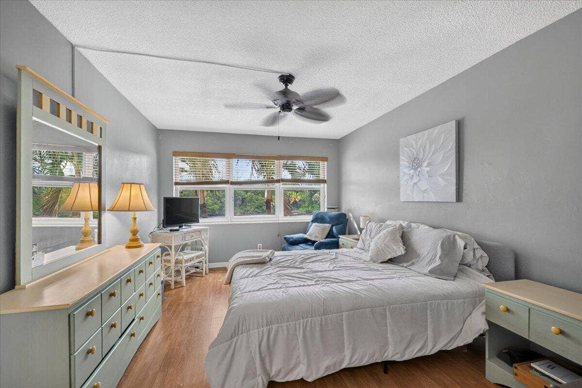 333 NE 19TH Avenue, #203, Deerfield Beach, FL 33441 15-8I8A0041