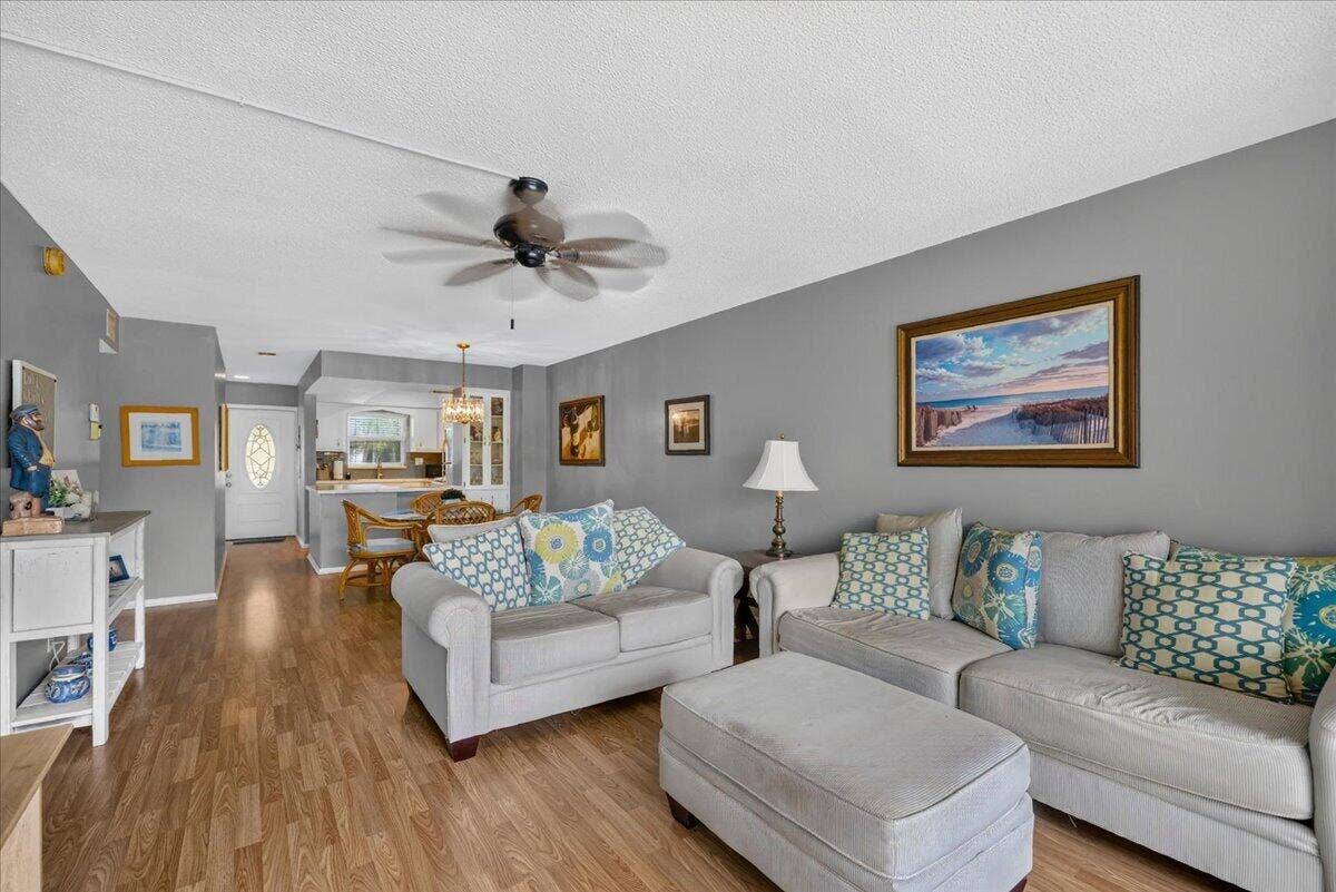 333 NE 19TH Avenue, #203, Deerfield Beach, FL 33441 12-8I8A0026