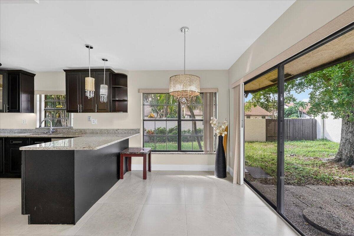 572 SW 28TH Avenue, Delray Beach, Delray Beach, FL 33445 08-005_8I8A0372