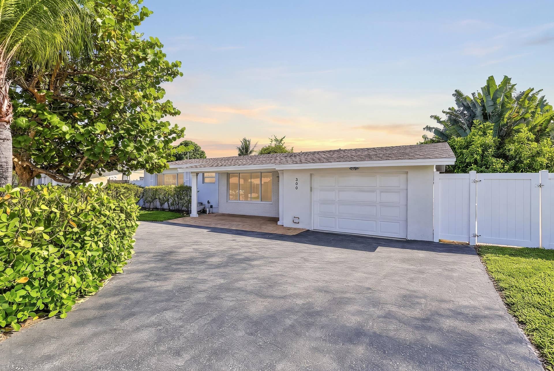 300 SE 11TH Court, Deerfield Beach, Deerfield Beach, FL 33441 065_8I8A0989_TWILIGHT-SOFT-AI