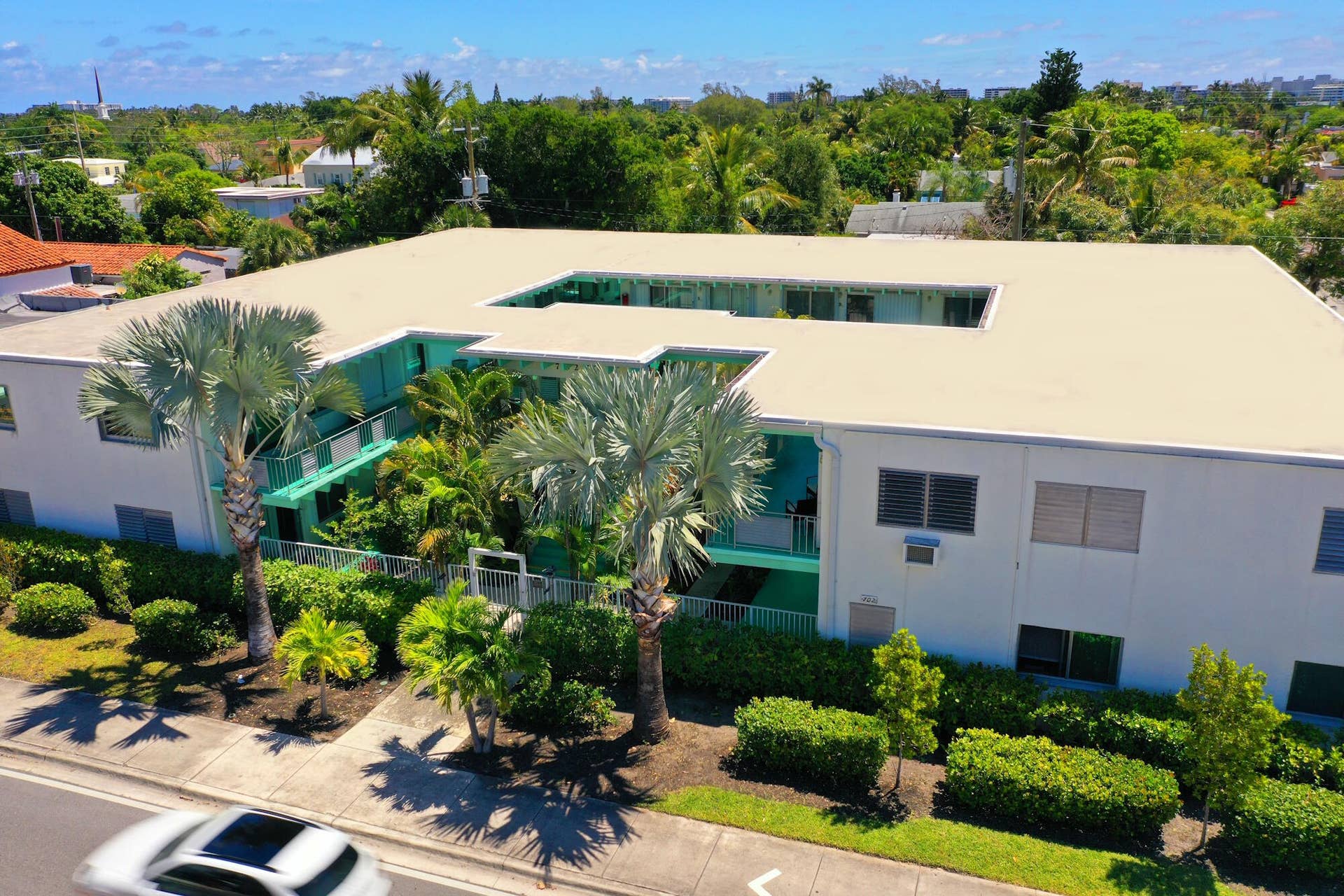 702 N Federal Highway, #A8, Lake Worth Beach, FL 33460 Front of Building