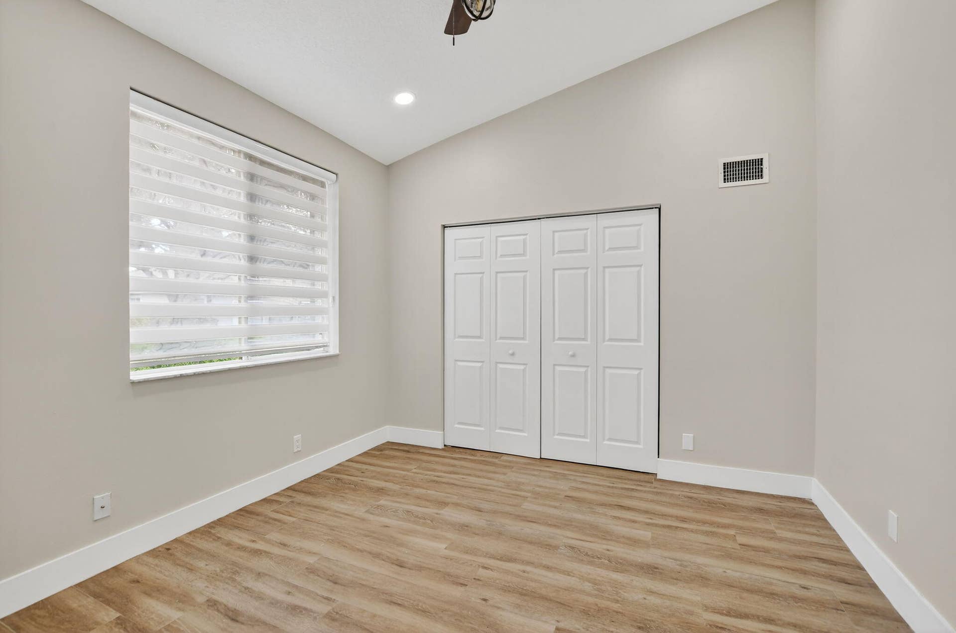 851 NW 42nd Place, Deerfield Beach, FL 33064 14-web-or-mls-046_DSC_0408