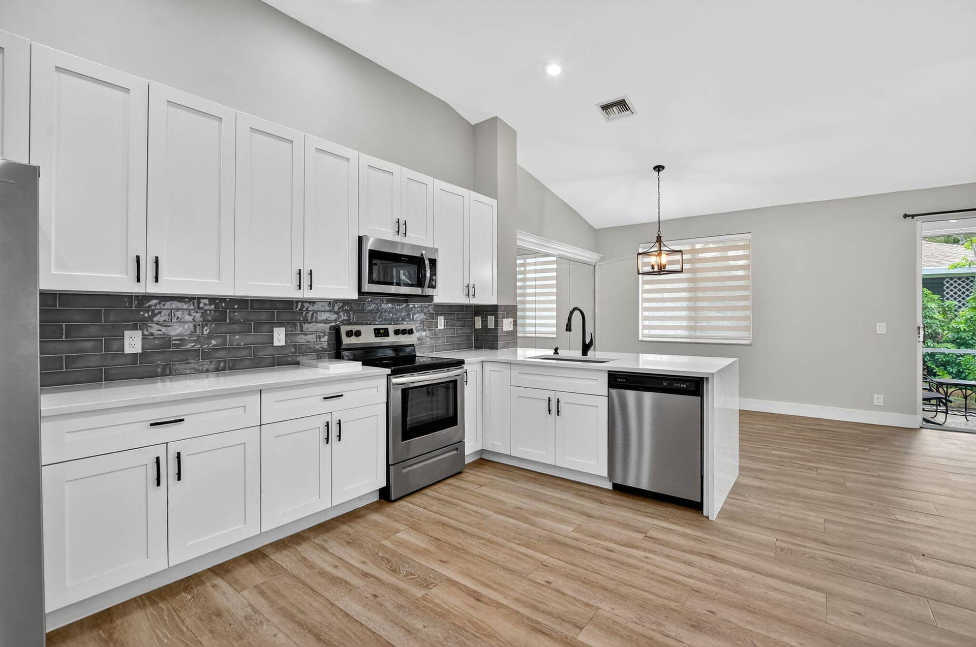 851 NW 42nd Place, Deerfield Beach, FL 33064 12-web-or-mls-044_DSC_0399