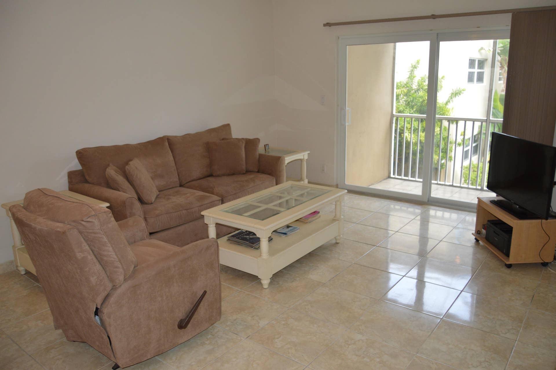 1500 SE 15TH Street, #219, Fort Lauderdale, FL 33316 Adequate Living