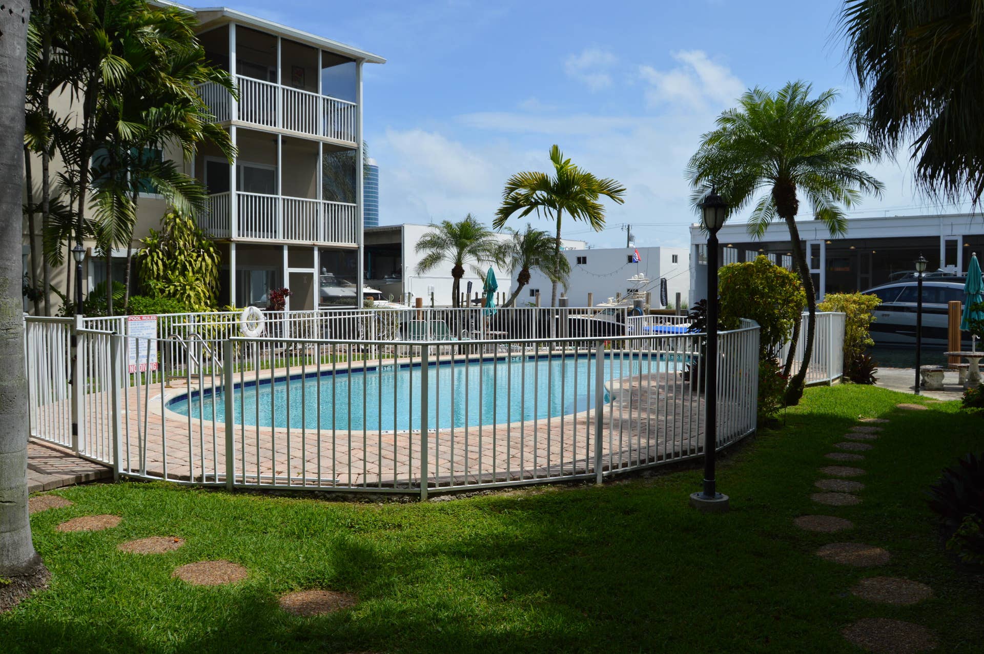 1500 SE 15TH Street, #219, Fort Lauderdale, FL 33316 To the Pool