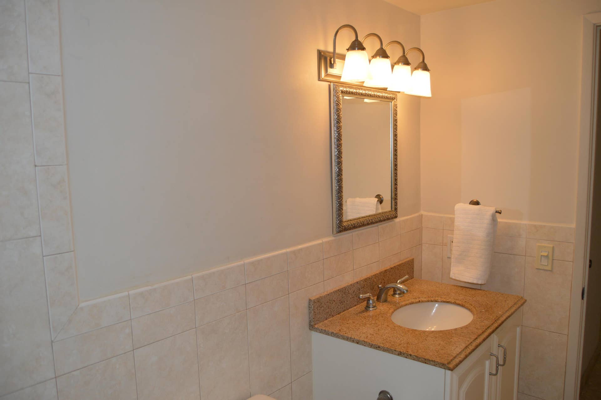 1500 SE 15TH Street, #219, Fort Lauderdale, FL 33316 DSC_0077