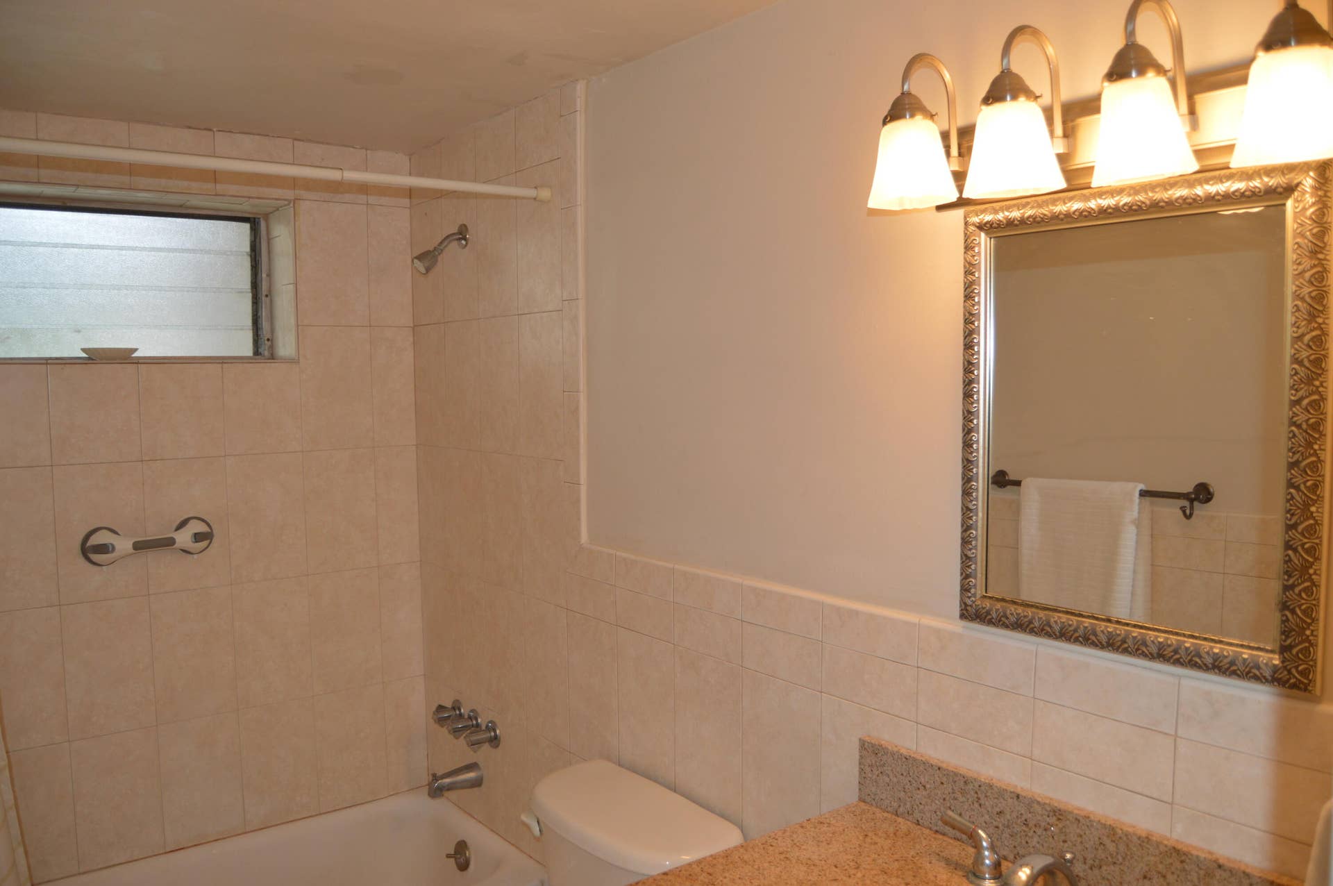 1500 SE 15TH Street, #219, Fort Lauderdale, FL 33316 DSC_0078