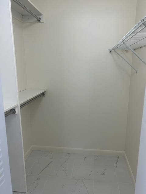 194 LAKE SUSAN Lane, West Palm Beach, West Palm Beach, FL 33411 Walk in Closet
