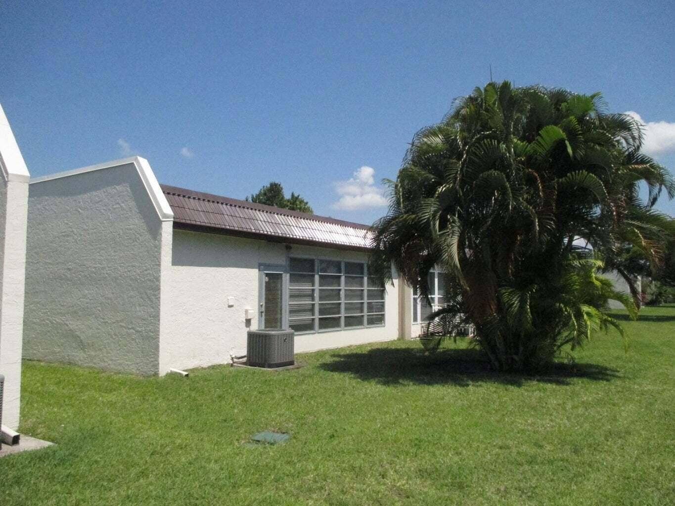 194 LAKE SUSAN Lane, West Palm Beach, West Palm Beach, FL 33411 Exterior Rear