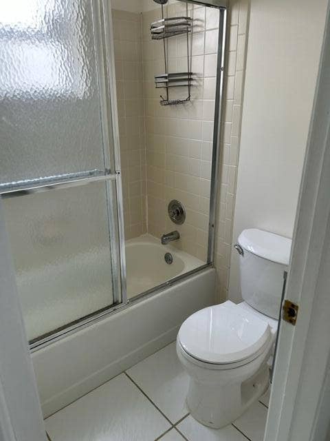 194 LAKE SUSAN Lane, West Palm Beach, West Palm Beach, FL 33411 Master Bath