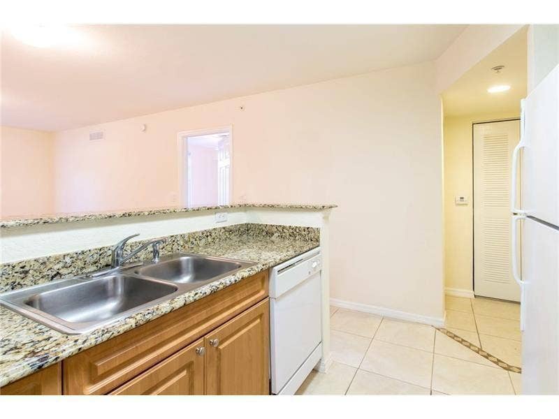 6760 Hakan kitchen