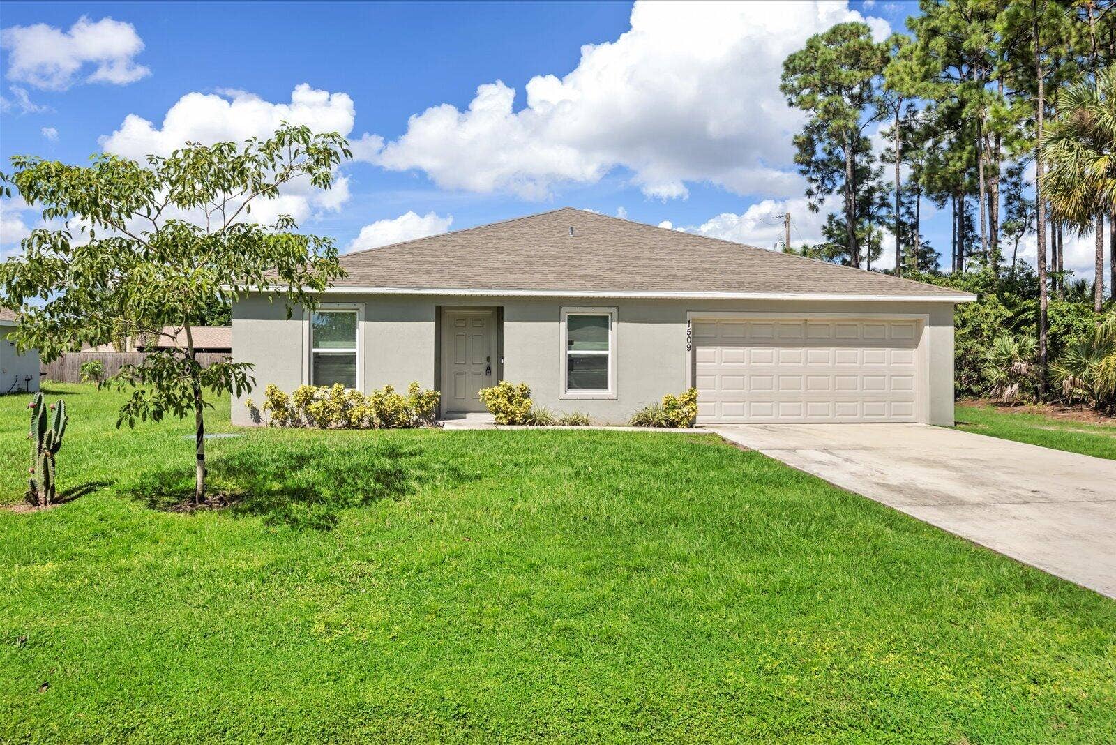 1509 SW BERMEL Avenue, Port St Lucie, FL 34953 01-ber in-31