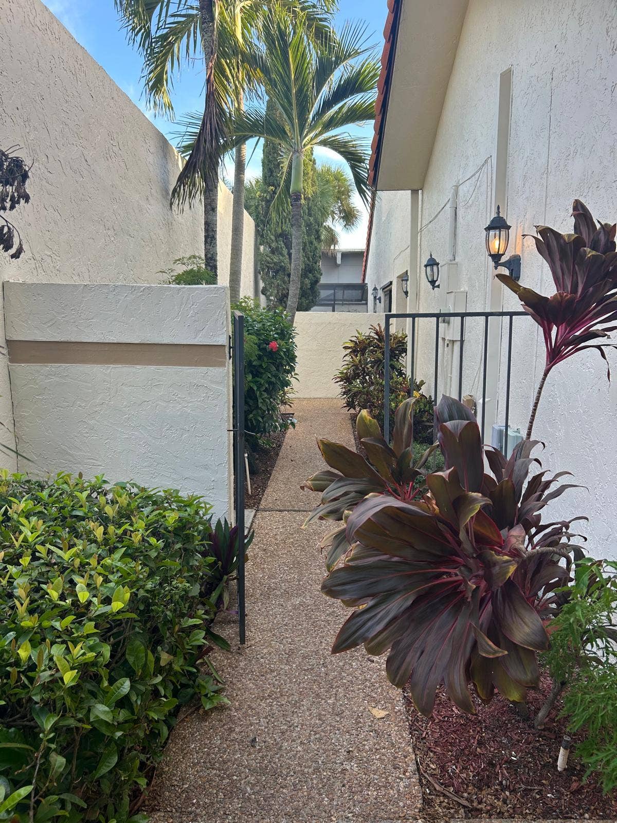 6945 PALMAR Court, Boca Raton, Boca Raton, FL 33433 pic 1-6