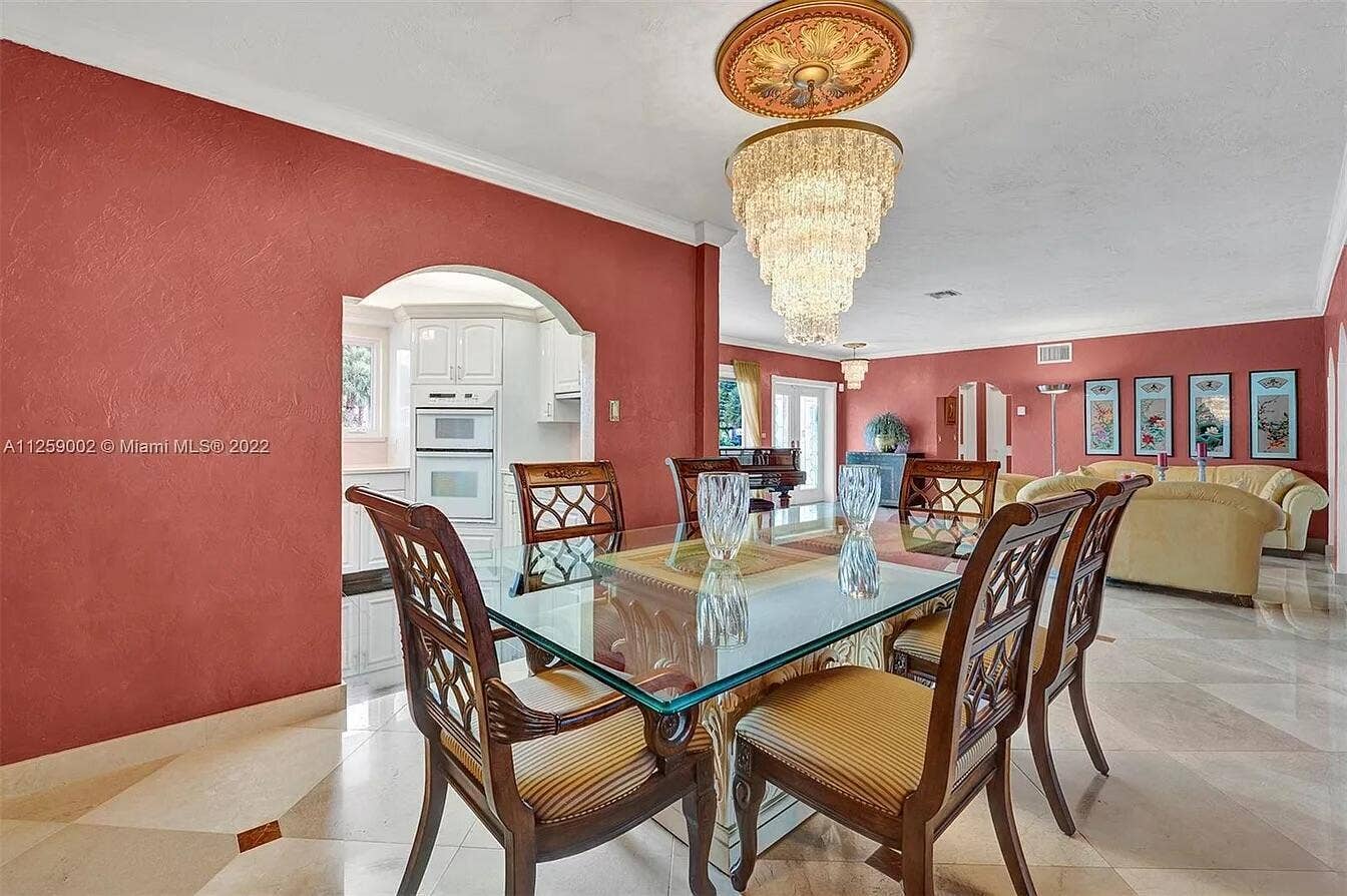 1200 HOLLYWOOD Boulevard, Hollywood, FL 33019 6