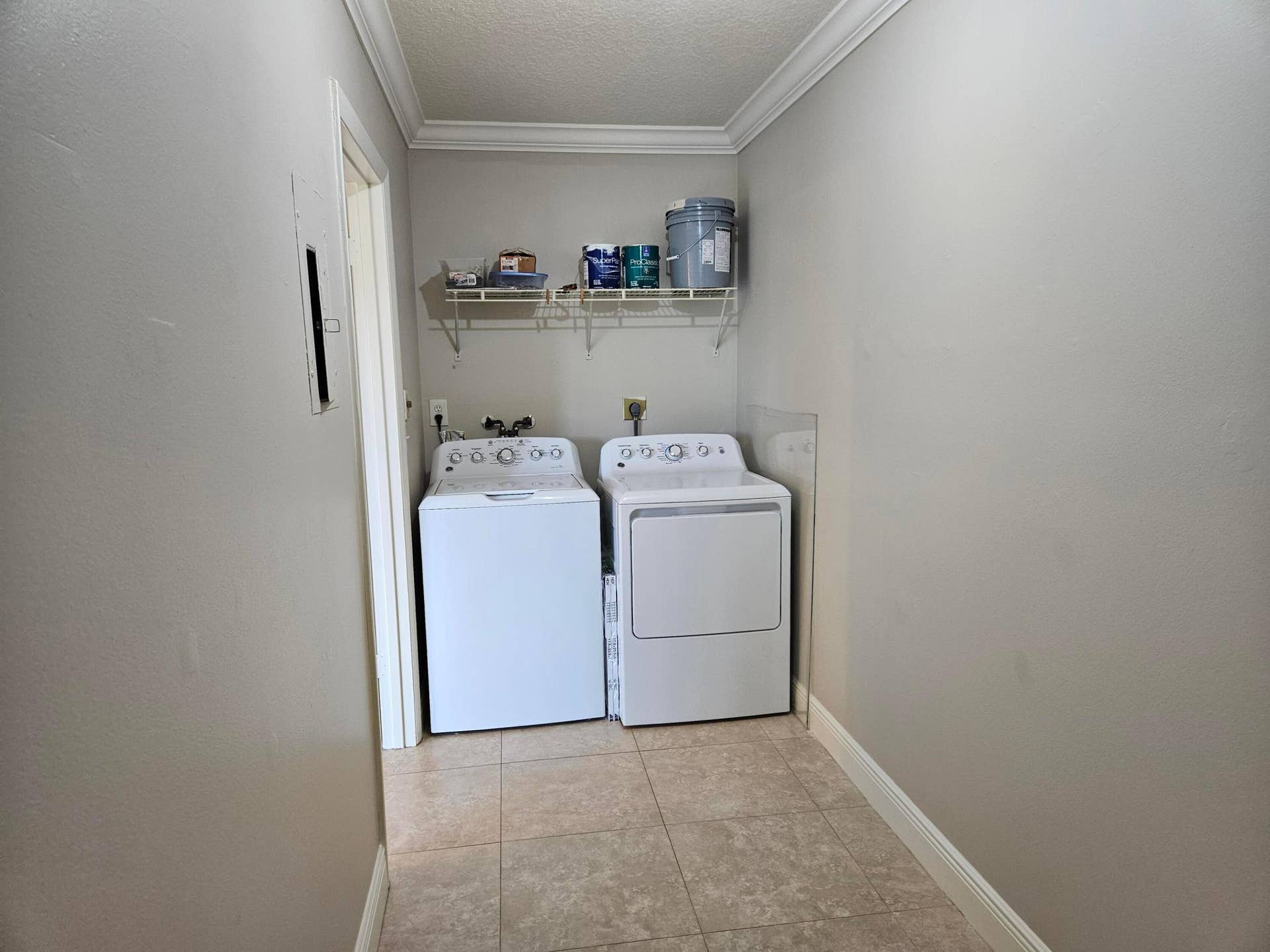 2886 Fernley Drive E, #1, West Palm Beach, FL 33415 Washer/Dryer