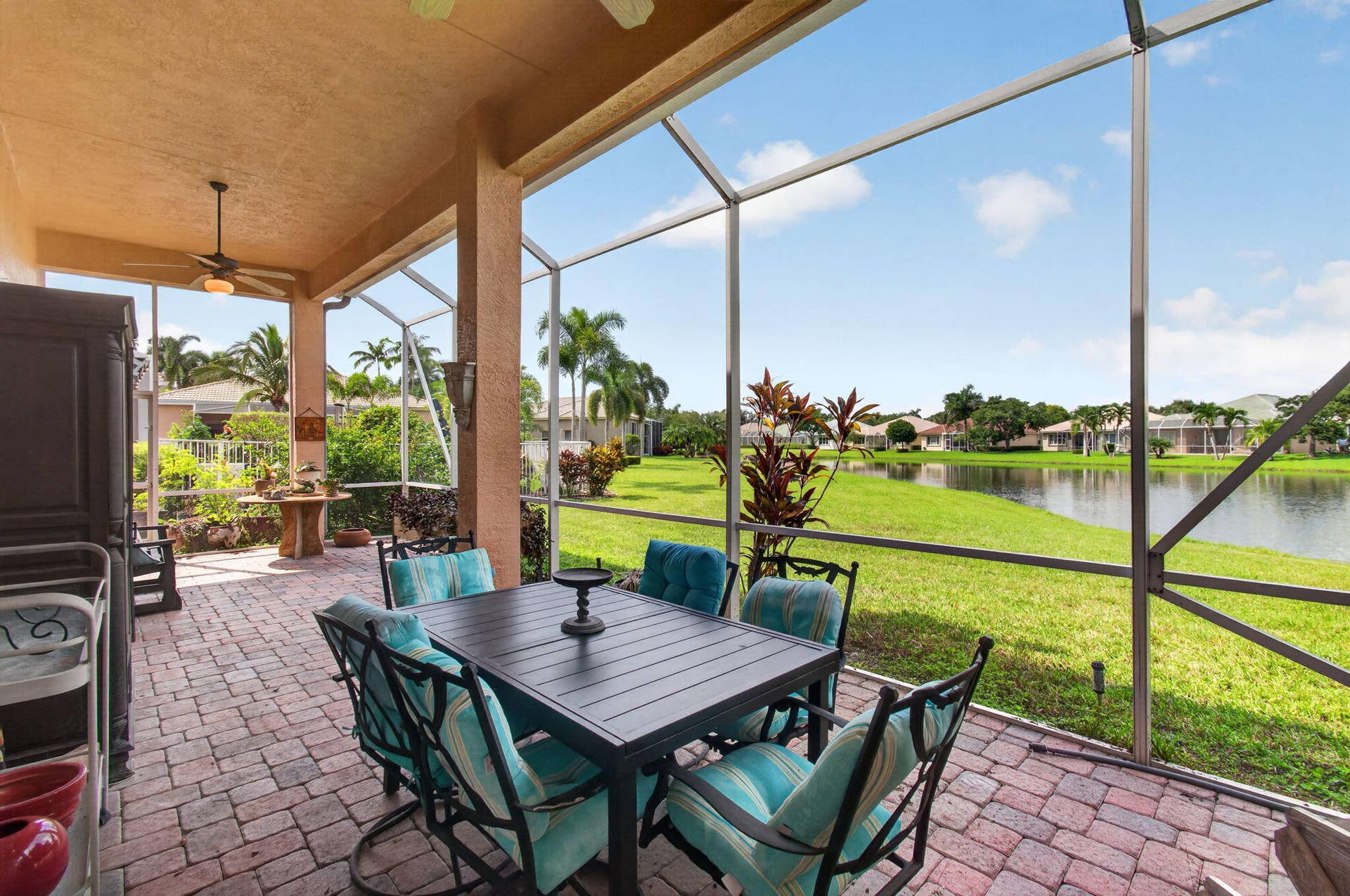 9542 Lantern Bay Circle, West Palm Beach, FL 33411 Spectacular Lake Views