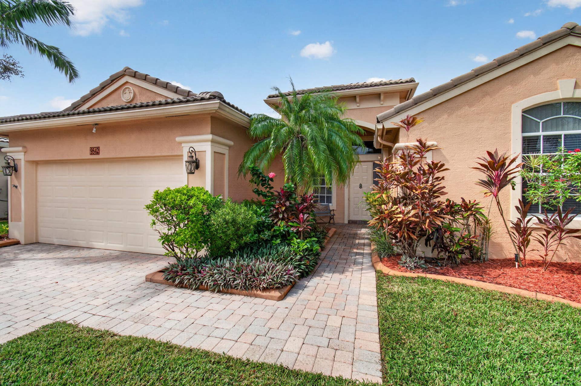 9542 Lantern Bay Circle, West Palm Beach, FL 33411 9542 Lantern Bay Cir