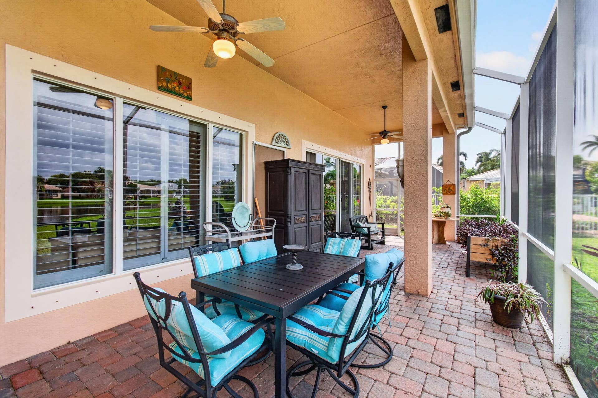 9542 Lantern Bay Circle, West Palm Beach, FL 33411 Screened
