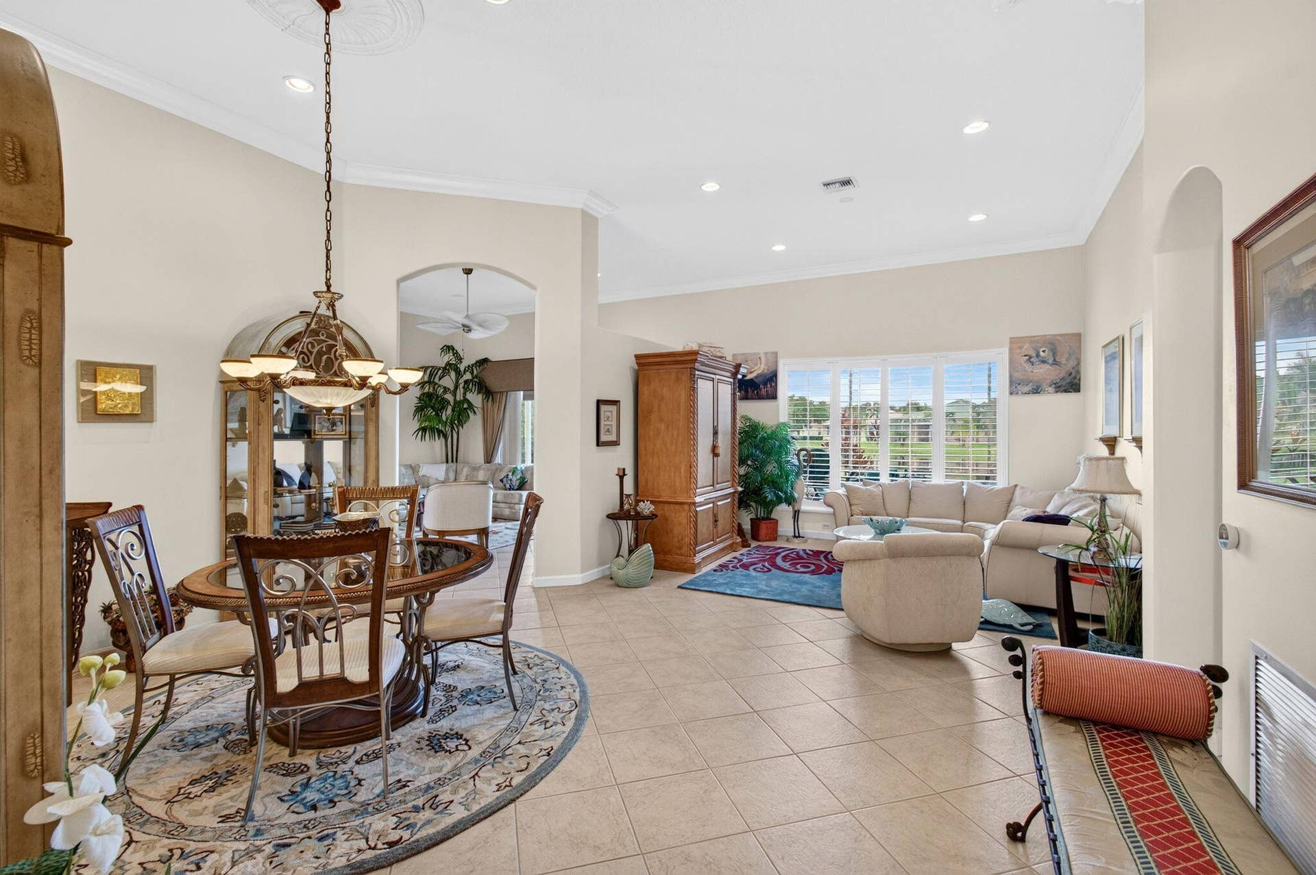 9542 Lantern Bay Circle, West Palm Beach, FL 33411 4lr dr f hall
