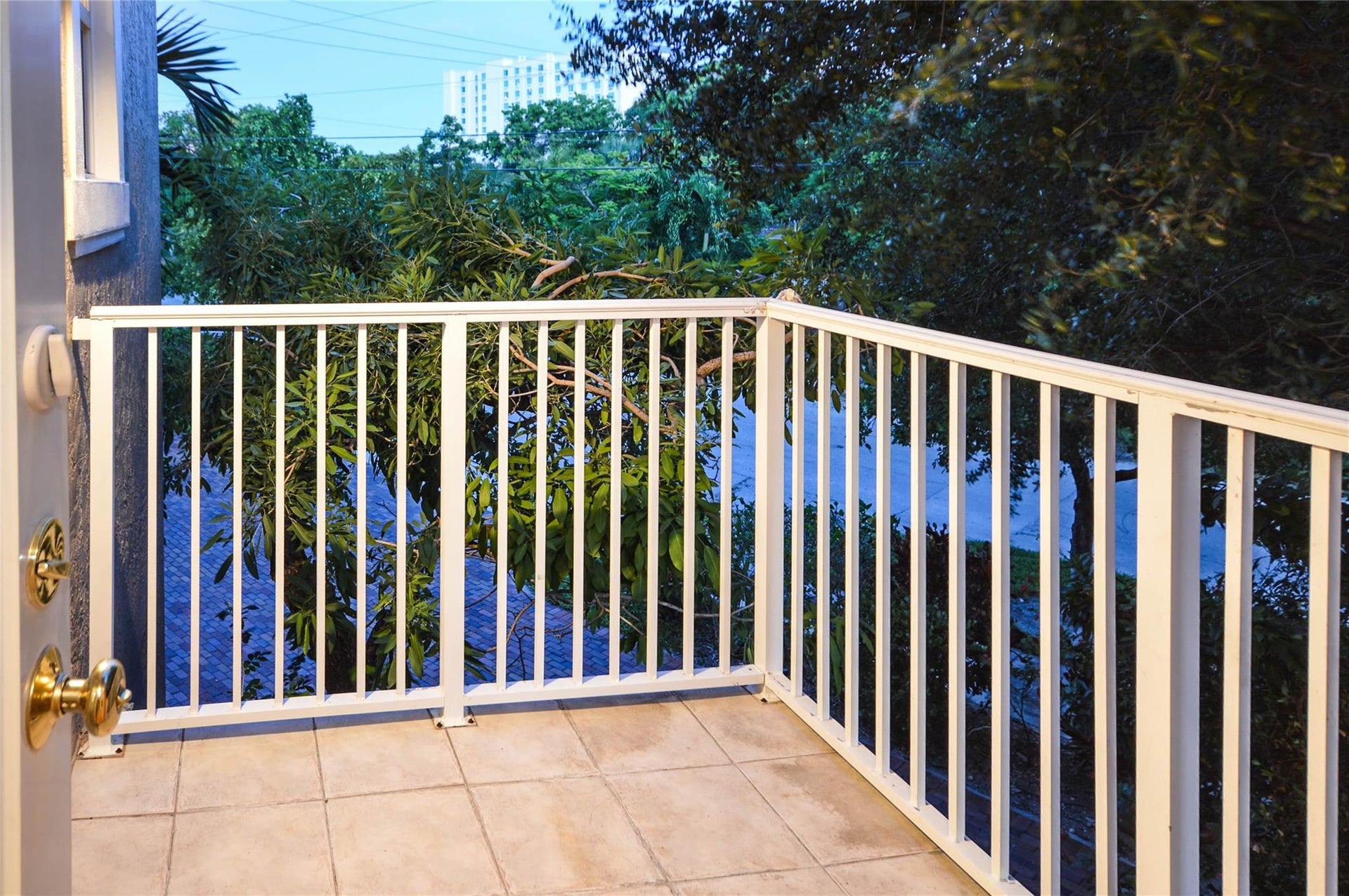 271 SE 22nd Street, Fort Lauderdale, FL 33316 Photo 14