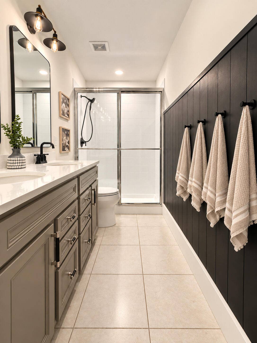 728 S E Boboli Way, Port St Lucie, FL 34984 bathroom_neutral_towels_high_quality
