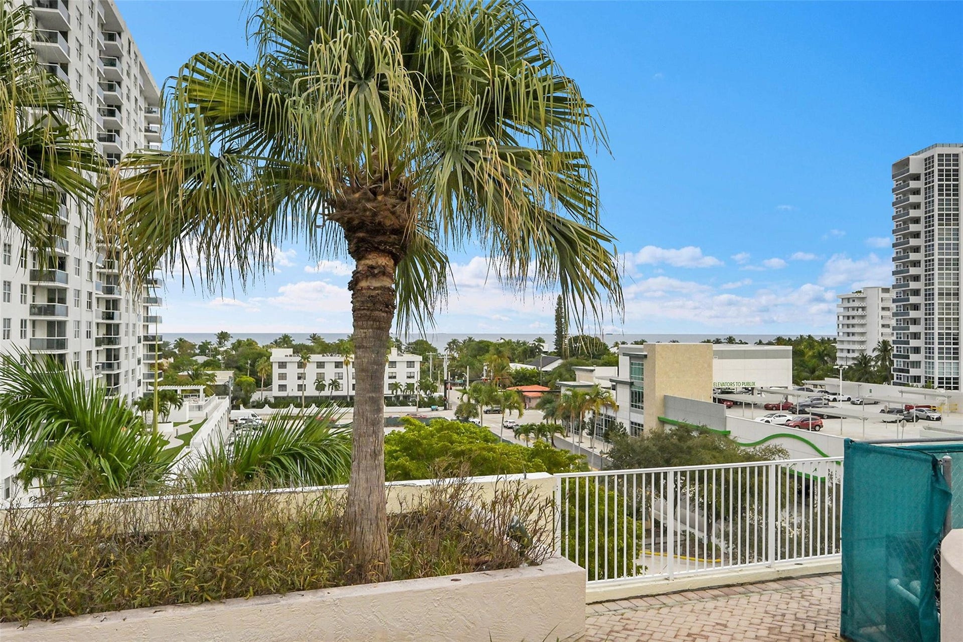 3020 NE 32ND Avenue, #805, Fort Lauderdale, FL 33308 From sunrise over the ocean to sunsets across the Intracoastal, these stunning outdoor spaces offer unforgettable views throughout the day.