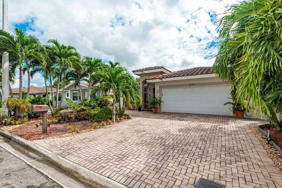 Property photo for 3040 NW 7TH Street, Fort Lauderdale, FL
