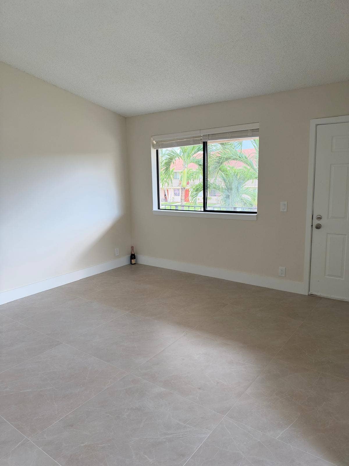 700 NOTTINGHAM Circle, #F, Greenacres, Greenacres, FL 33463 Living