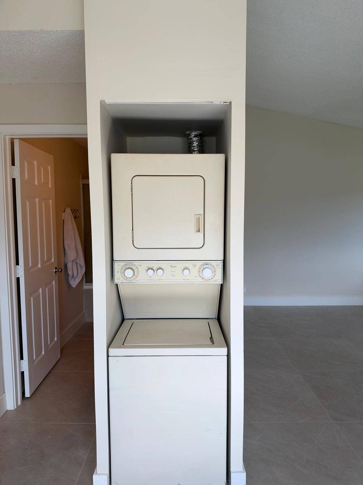 700 NOTTINGHAM Circle, #F, Greenacres, Greenacres, FL 33463 Laundry