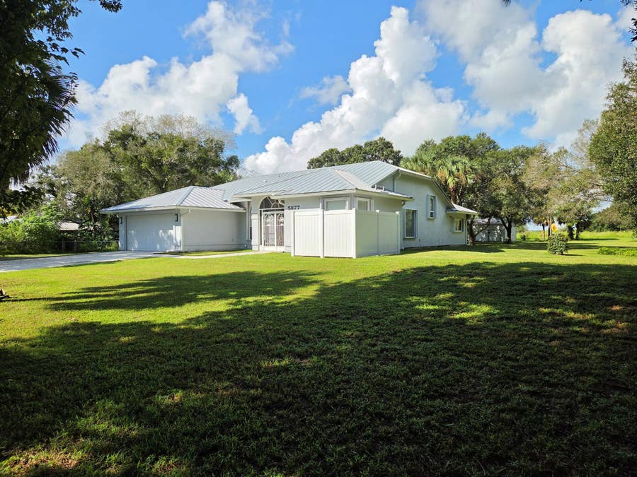 Property photo for 5877 Clydesdale Lane, Fort Pierce, FL