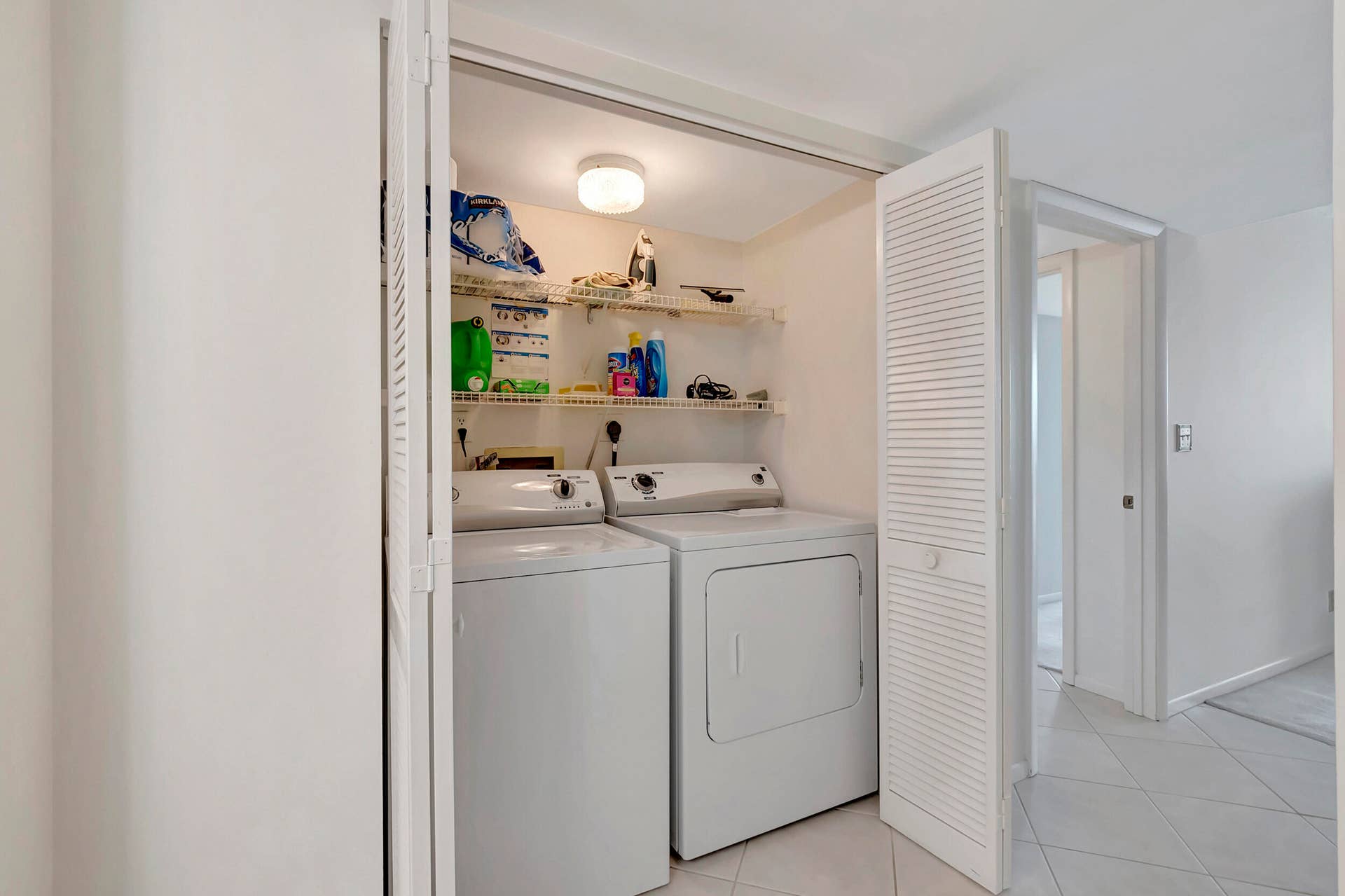 4740 S Ocean Boulevard, #1415, Highland Beach, Highland Beach, FL 33487 Laundry