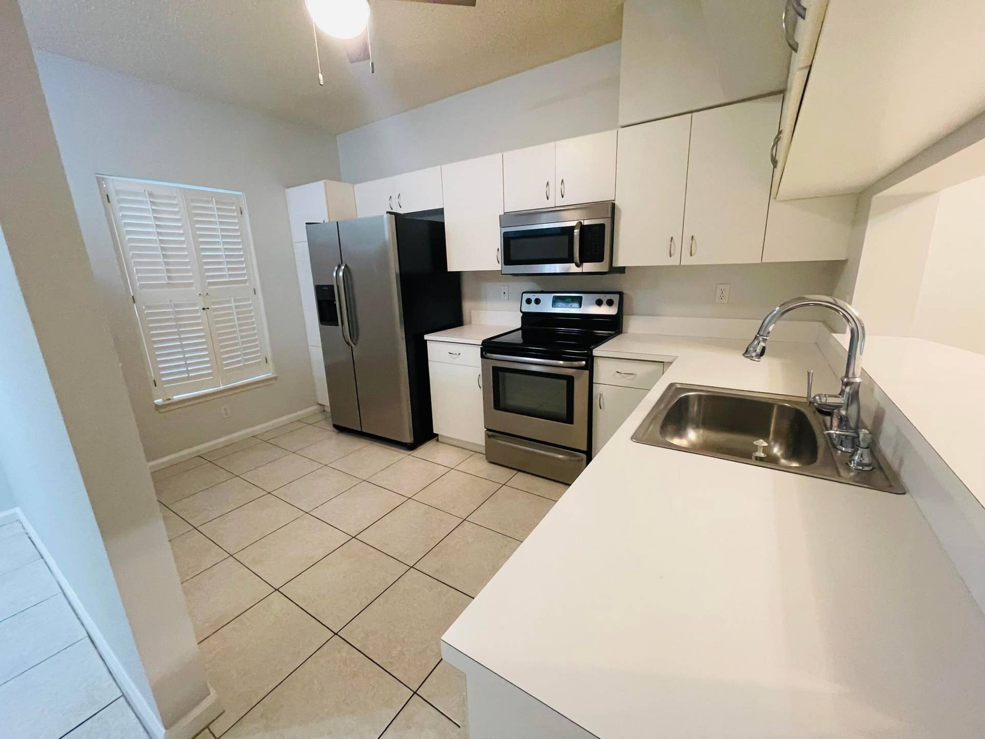 939 KOKOMO KEY Lane, Delray Beach, Delray Beach, FL 33483 Stainless Steel Appliances