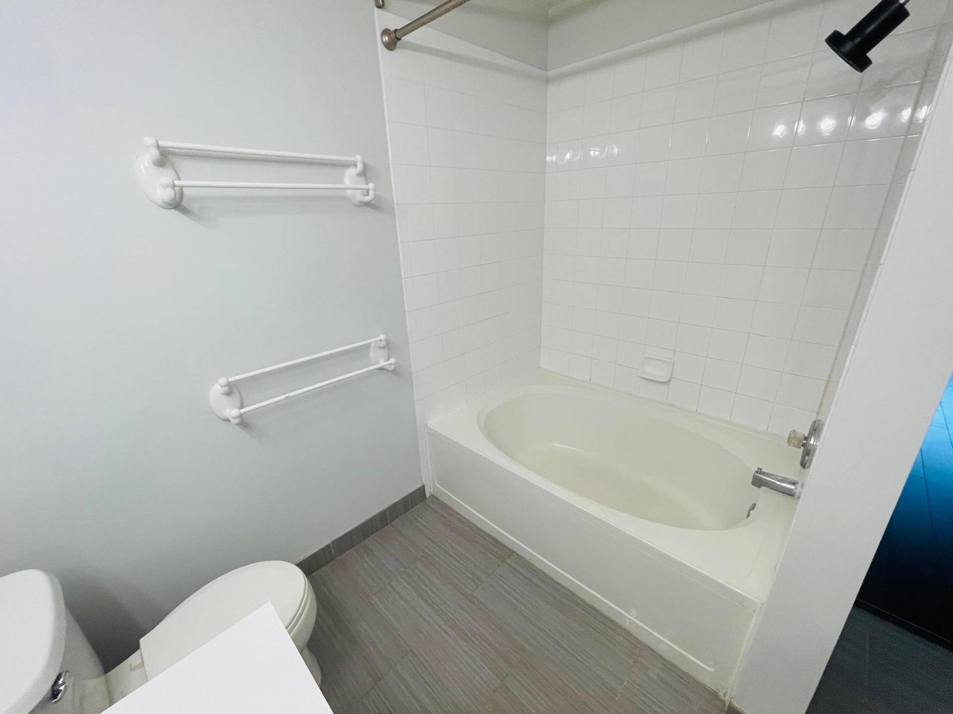 939 KOKOMO KEY Lane, Delray Beach, Delray Beach, FL 33483 Soaking Tub