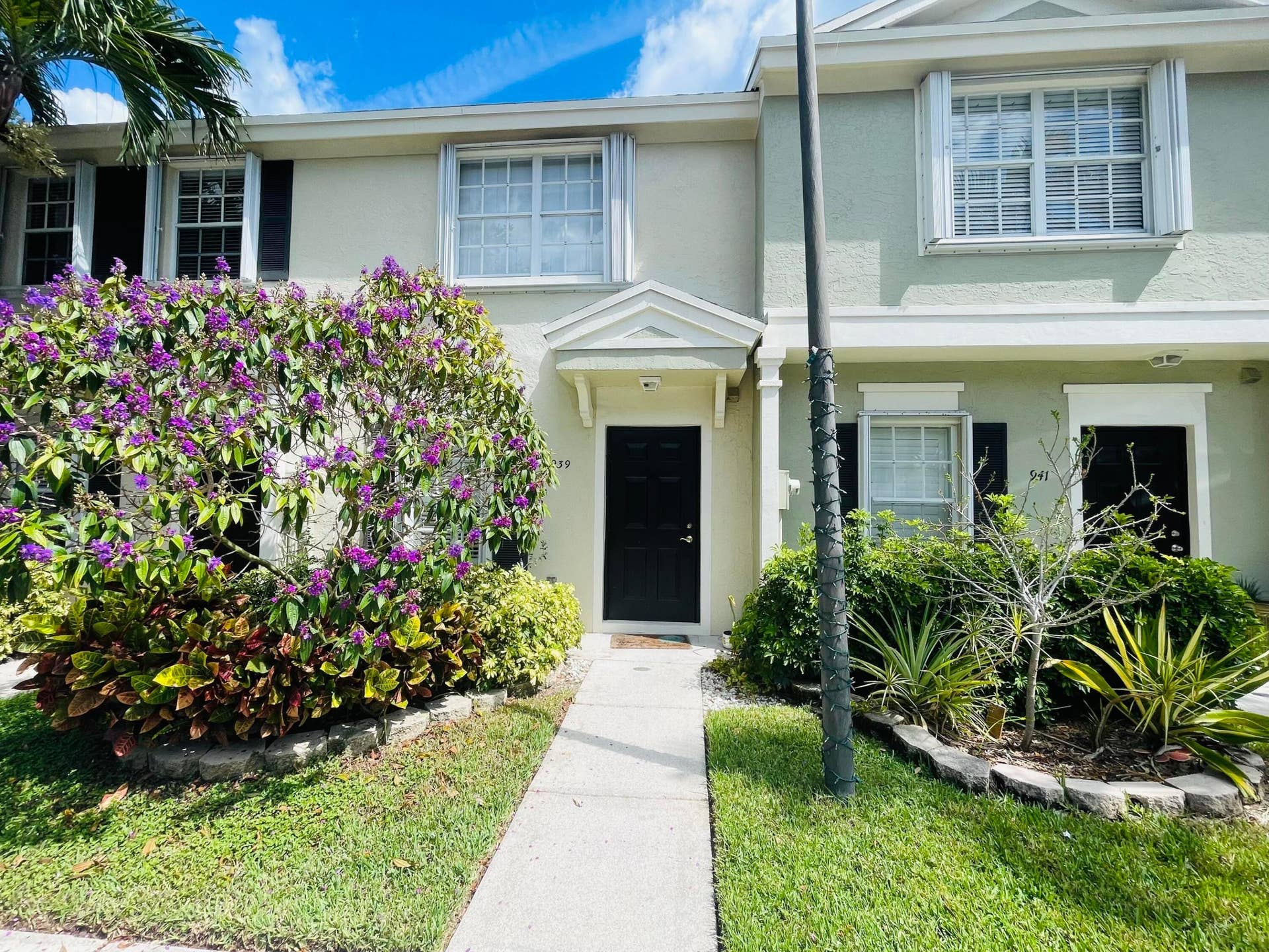 939 KOKOMO KEY Lane, Delray Beach, Delray Beach, FL 33483 Welcome Home!