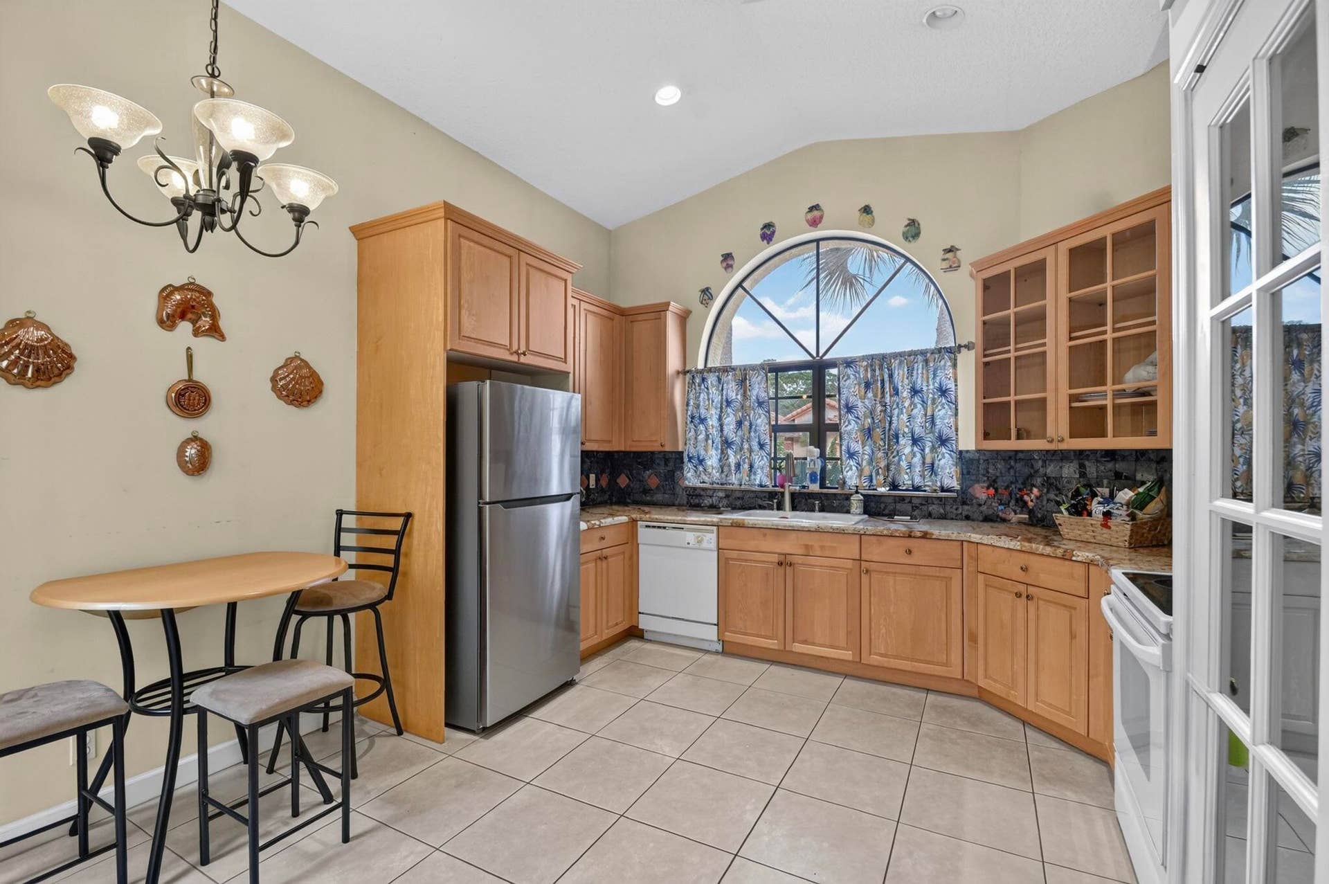 183 Island Way, Greenacres, FL 33413 Eat-In Kitchen