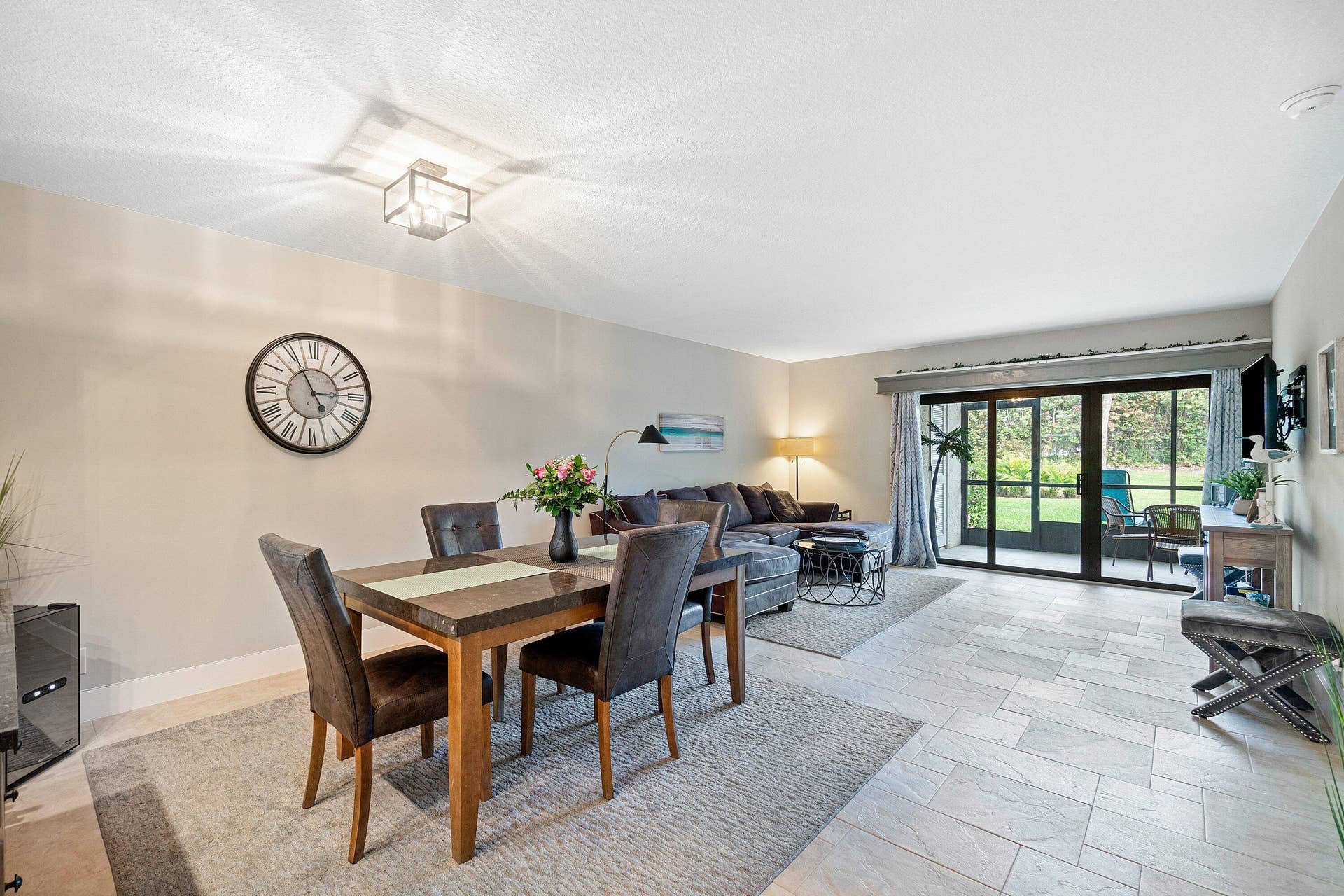 010-300NorthHighwayA1A-Jupiter-FL-33477-