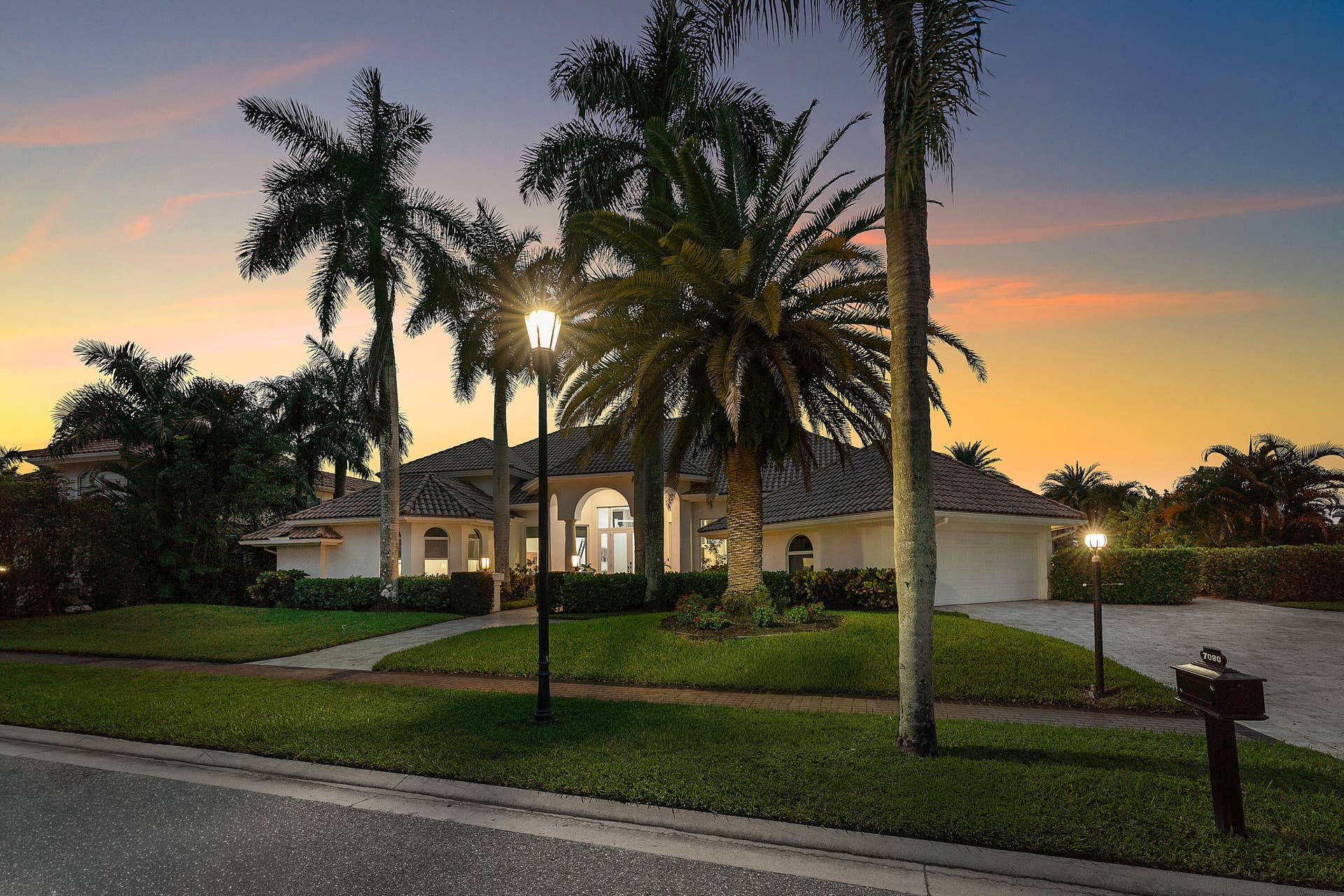 077-7080LionsHeadLane-BocaRaton-FL-33496