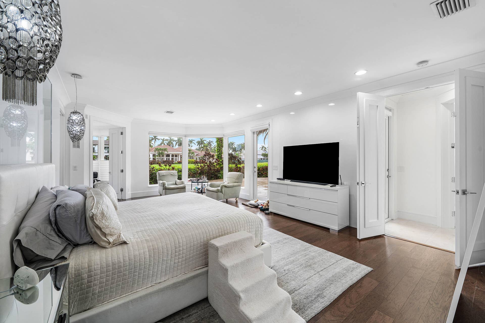 034-7080LionsHeadLane-BocaRaton-FL-33496