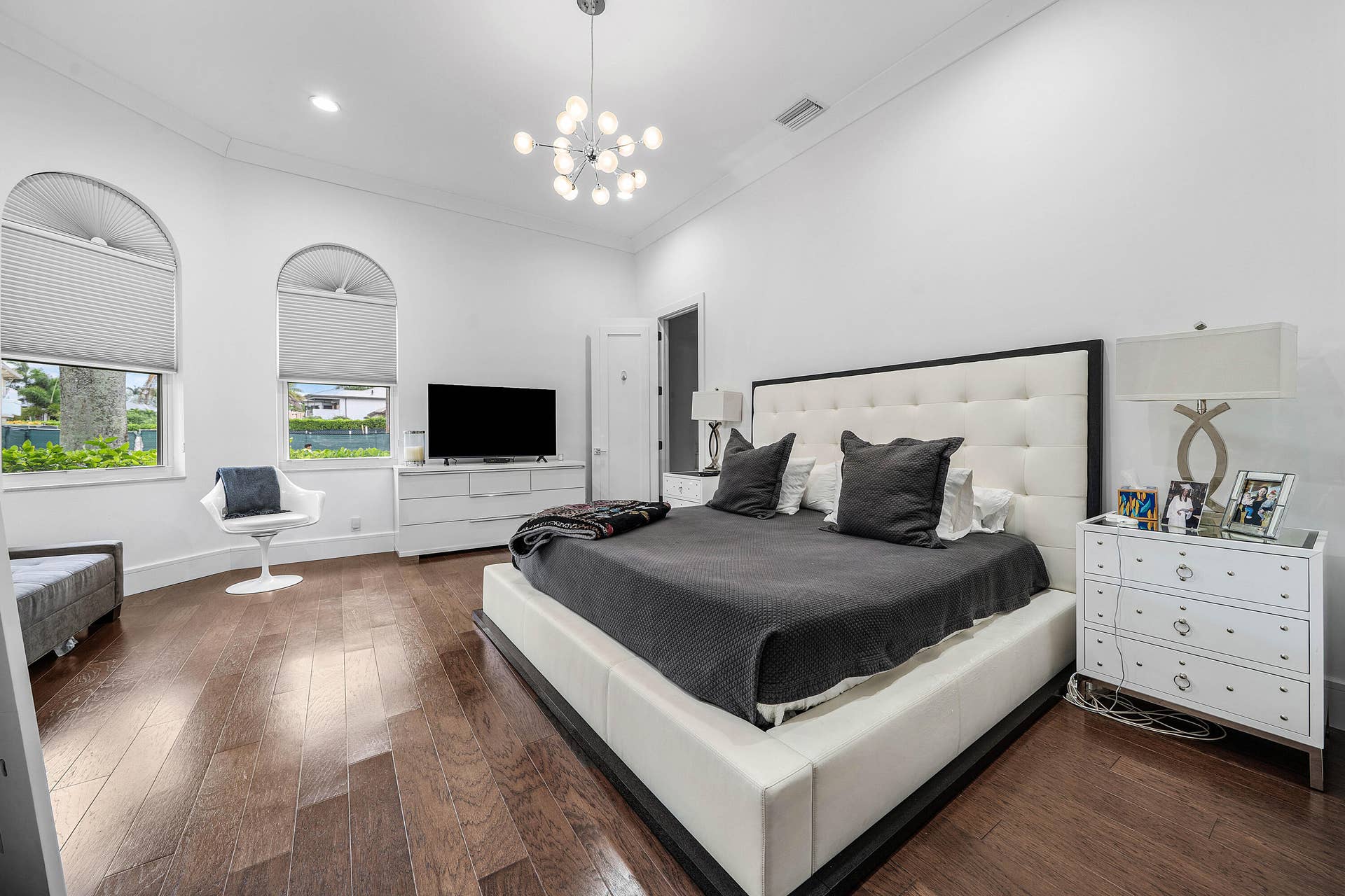 048-7080LionsHeadLane-BocaRaton-FL-33496