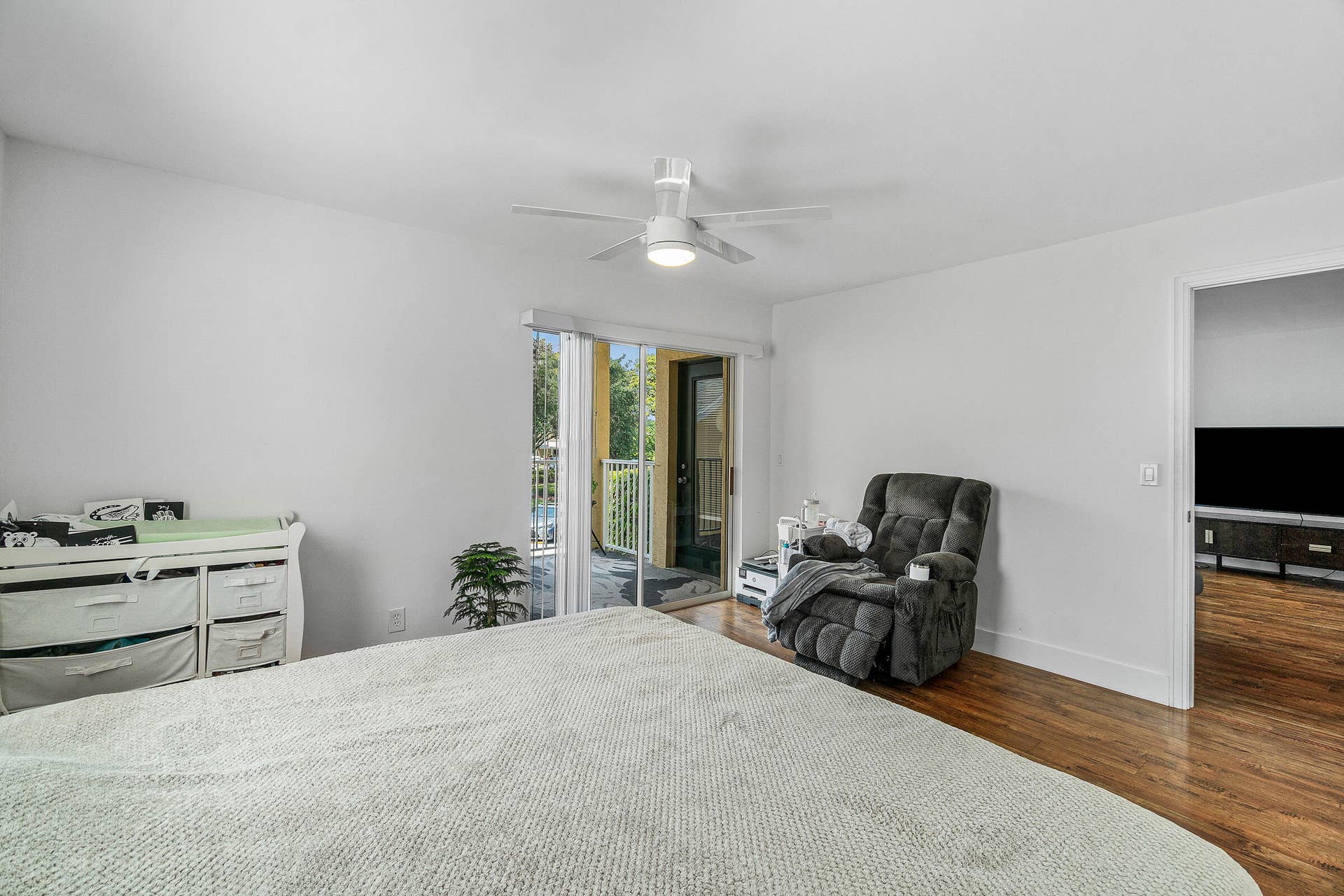6283 La Costa Drive, #E, Boca Raton, Boca Raton, FL 33433 19-6283 La Costa Dr E-MLS