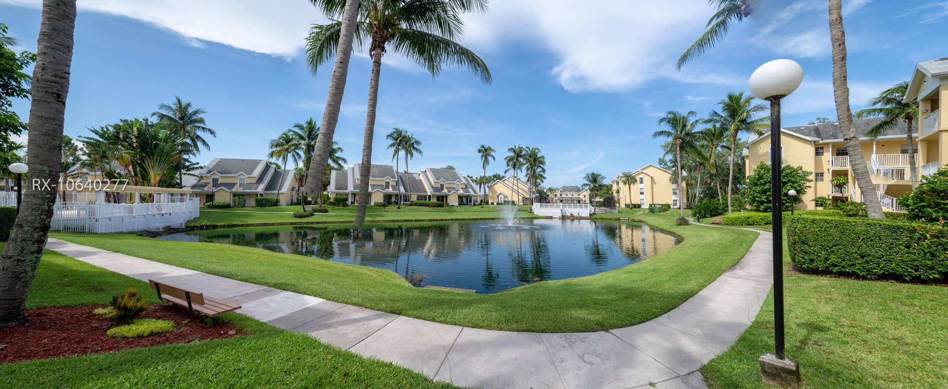 6283 La Costa Drive, #E, Boca Raton, Boca Raton, FL 33433 22-DSC_3328-Pano-Zillow - 6355 La Costa