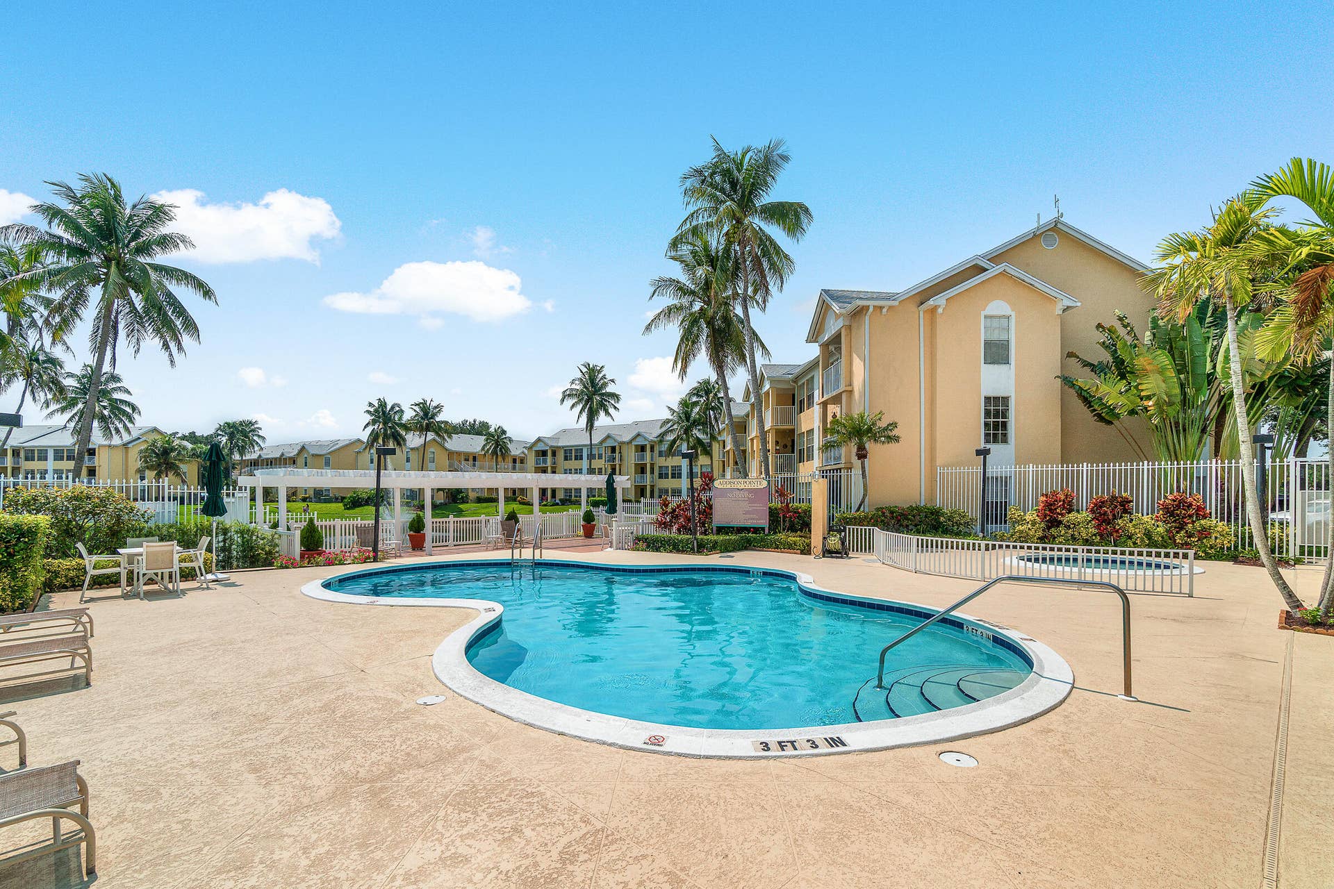 6283 La Costa Drive, #E, Boca Raton, Boca Raton, FL 33433 29-6283 La Costa Dr E-MLS