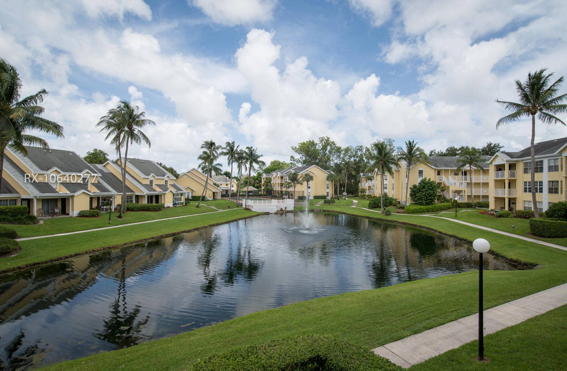 6283 La Costa Drive, #E, Boca Raton, Boca Raton, FL 33433 29-DSC_3364-Zillow - 6355 La Costa Dr F_