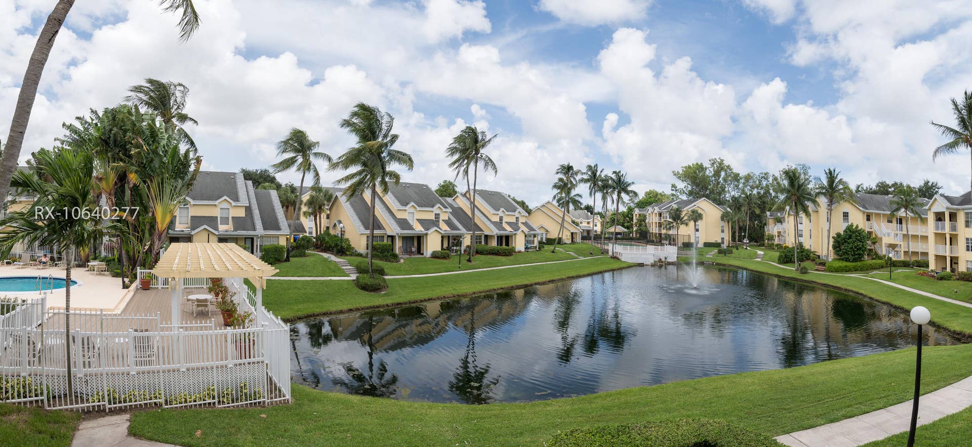 6283 La Costa Drive, #E, Boca Raton, Boca Raton, FL 33433 19-DSC_3370-Pano-Zillow - 6355 La Costa