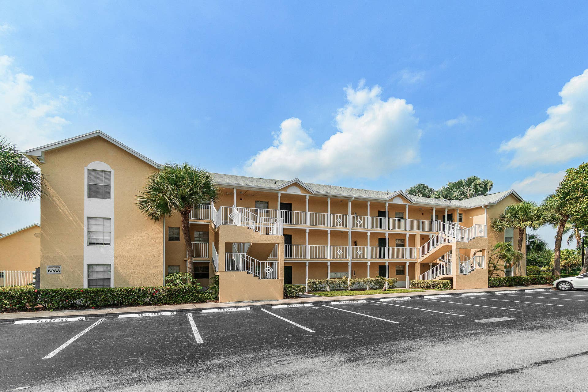 6283 La Costa Drive, #E, Boca Raton, Boca Raton, FL 33433 03-6283 La Costa Dr E-MLS