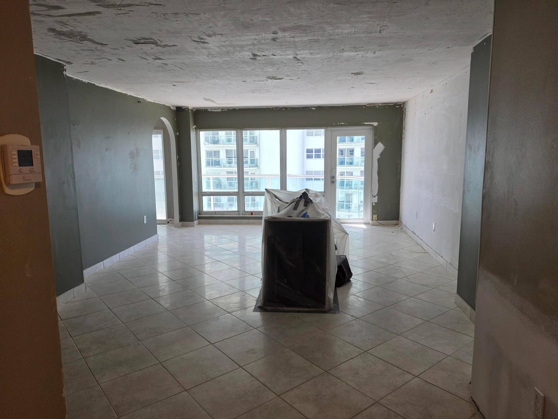 3410 Galt Ocean Drive, #808N, Fort Lauderdale, FL 33308 Leaving room waiting for renovation
