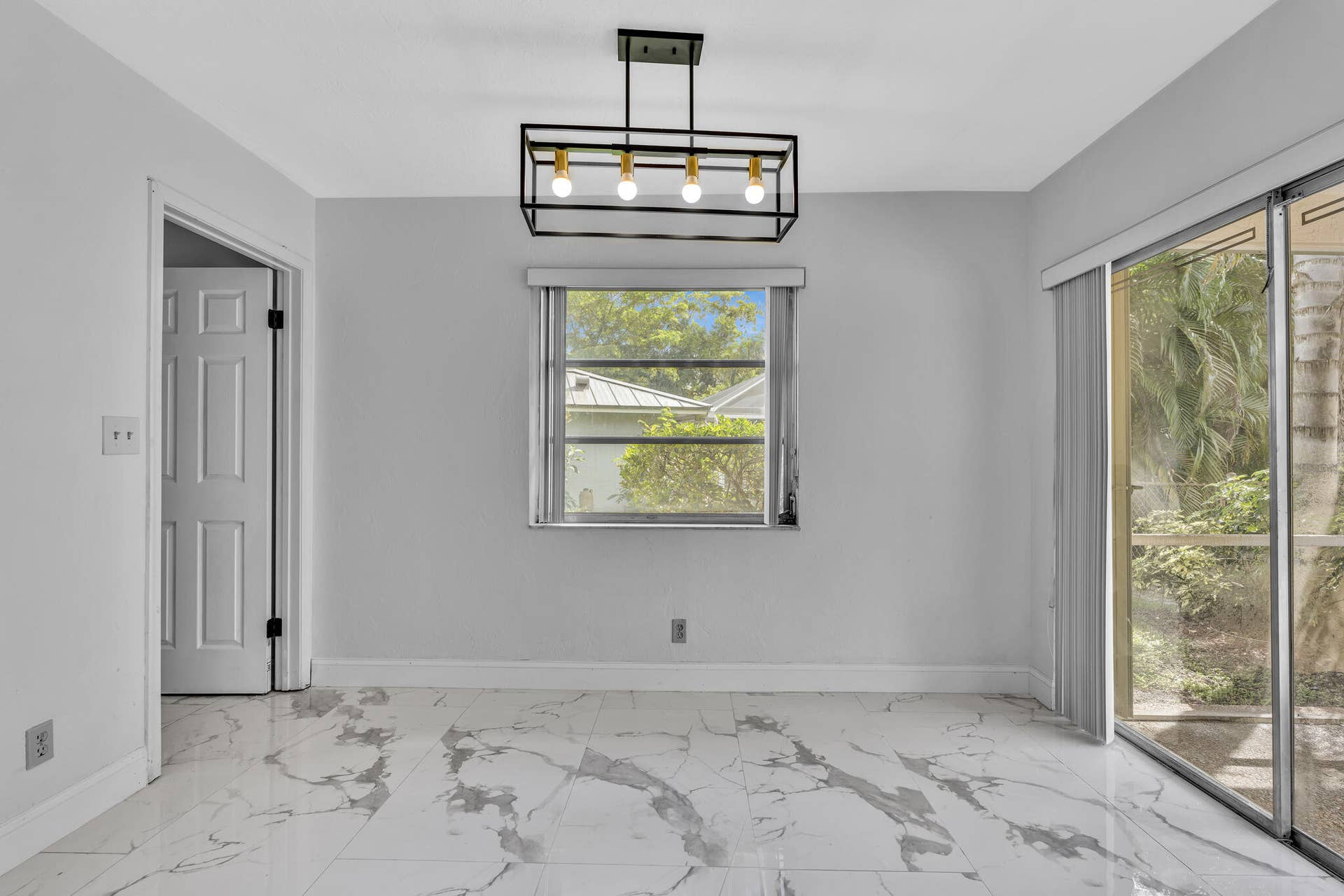 8866 NW 2ND Place, Coral Springs, FL 33071 FPP00096