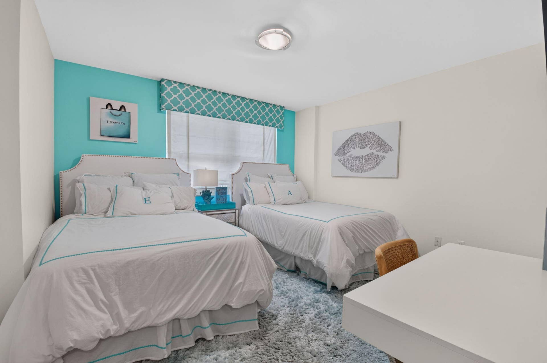 99 SE Mizner Boulevard, #Ph37, Boca Raton, FL 33432 Guest bedroom.